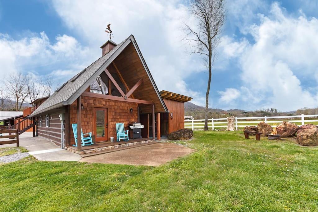 Romantic A-Frame Private Hottub Firepit Neargsmnp Sevierville Luaran gambar