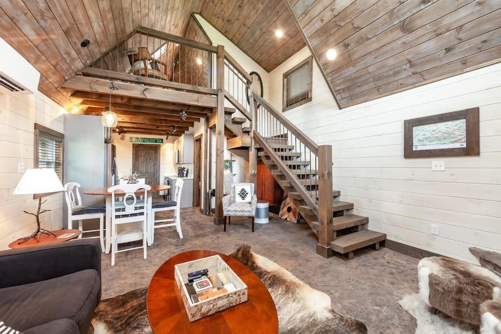 Romantic A-Frame Private Hottub Firepit Neargsmnp Sevierville Luaran gambar