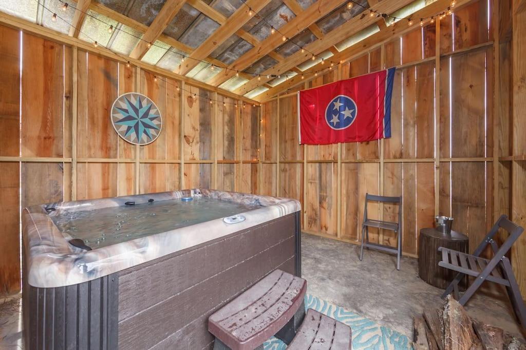 Romantic A-Frame Private Hottub Firepit Neargsmnp Sevierville Luaran gambar