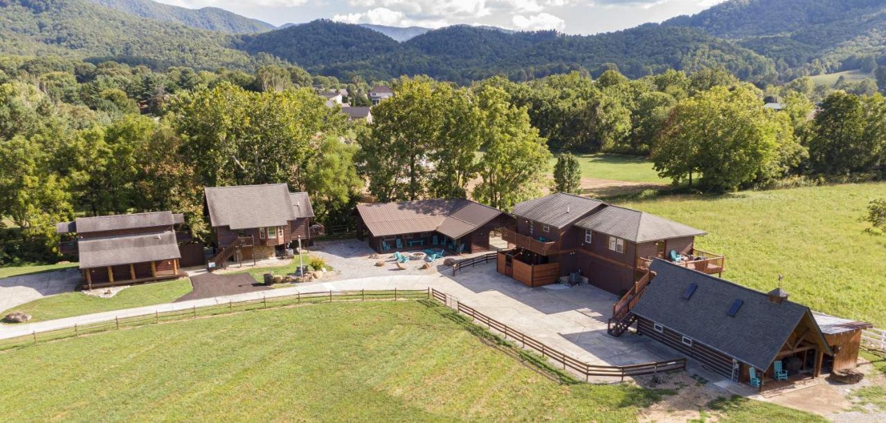 Romantic A-Frame Private Hottub Firepit Neargsmnp Sevierville Luaran gambar